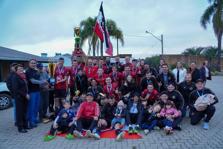  Santa Cruz é bicampeão do Campeonato Municipal de Futebol de Campo!